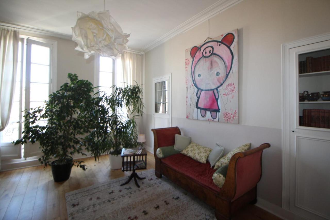 Roussy Nimes Romaine Bagian luar foto